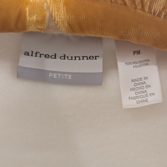 ❄️ Alfred Dunner Snowflake Embellished Fleece Sweater PM Petite Medium - Picture 9 of 15